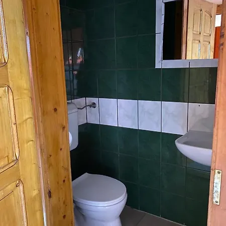 Tiszaparti Rokonok Hotel *